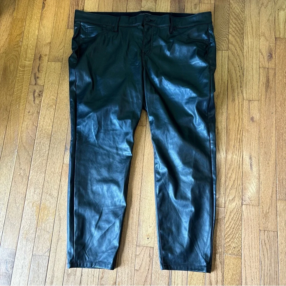 TORRID BLACK FAUX LEATHER HIGH RISE PANTS SIZE 18 - Picture 4 of 7
